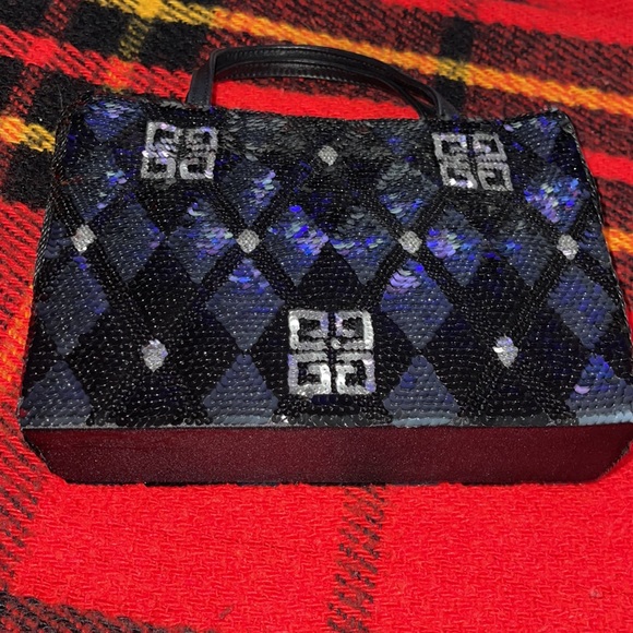 🍎 SOLD 🍎Givenchy Mini tote bag excellent condition silver n black sequins. - Picture 5 of 11